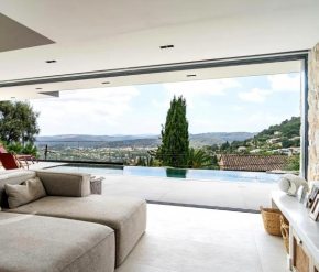 Modern villa with sea view and pool